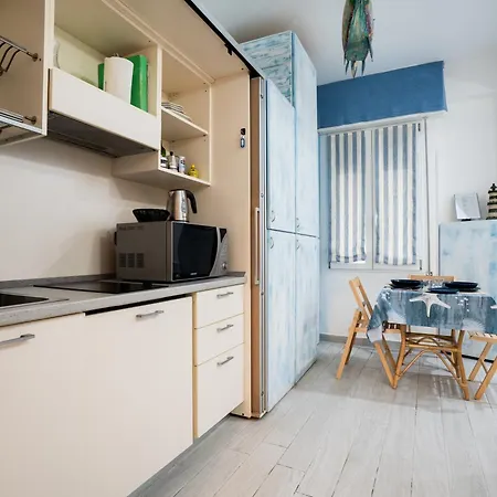 Im International 1 - Galleria Raggio 3/9