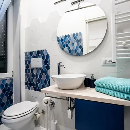 Im International 1 - Galleria Raggio 3/9 *