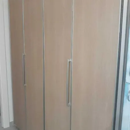 Im International 1 - Galleria Raggio 3/9 *