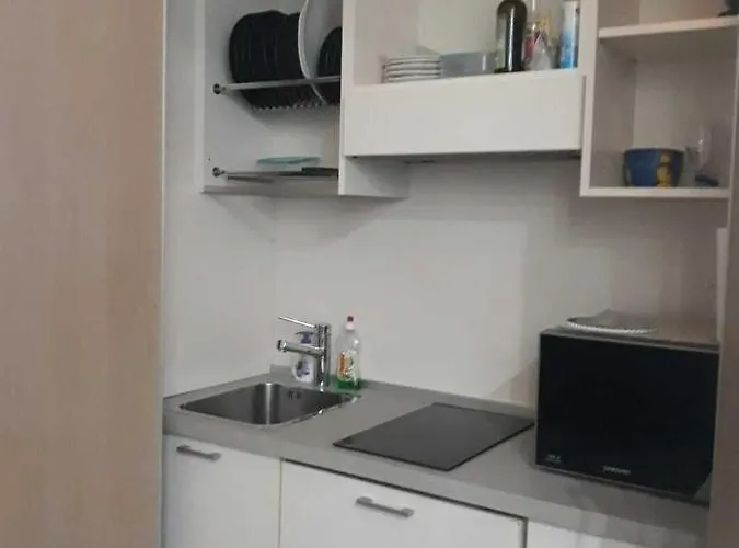 Im International 1 - Galleria Raggio 3/9 * Rapallo